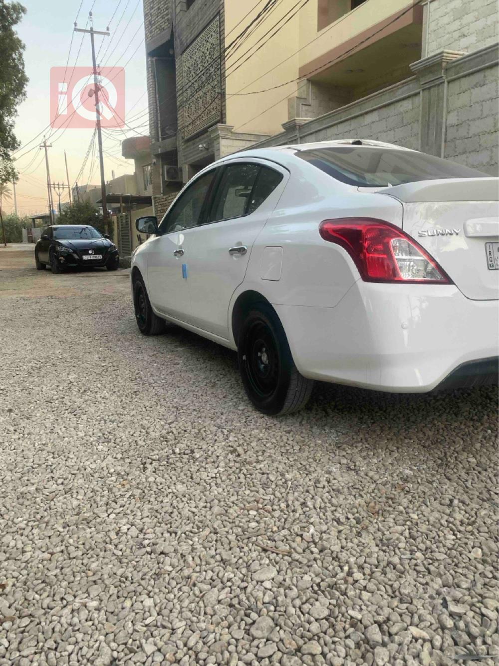 نیسان سەنی